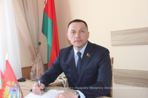 Депутат парламента Андрей Лис провел первый прием граждан в Копыле