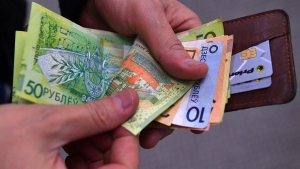 Номинальная начисленная средняя заработная плата работников Копыльского района за 10 месяцев составила 2259,7 рубля