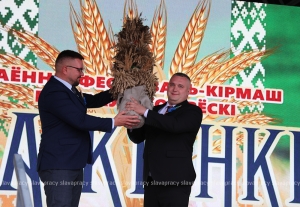 Кто принял эстафету урожая и где пройдут &quot;Дожинки-2026&quot;?