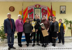 &quot;Будем примером!&quot;: копыльский профсоюз образования чествует спортивных пап