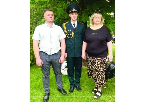 Четыре сыночка и лапочка-дочка: история материнского счастья Олеси Рябко