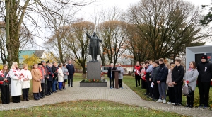 Негаснущий свет Октября: в Копыле почтили память о революции 1917 года