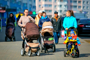 Многодетные семьи Беларуси обеспечены материальной помощью к школе