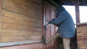 Как обезопасить сохранность своего имущества и предупредить кражи из дачных домов?