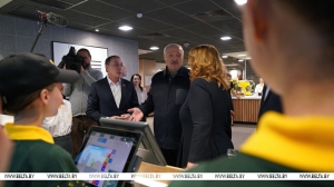 Александр Лукашенко предложил расширить сеть ресторанов "Мак.бай" и в районных центрах