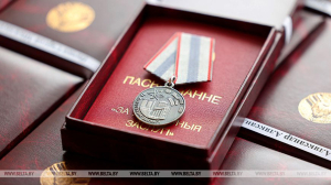 Александр Турчин вручил госнаграды представителям различных сфер