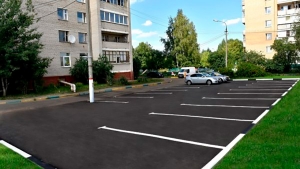 Можно ли «забронировать» за собой парковочное место во дворе?
