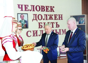 Школе – имя заслуженного земляка