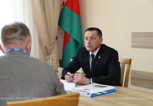 Остановка по требованию: депутат Андрей Лис выслушал просьбы жителей Копыльщины