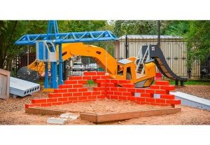 Обещал радость детям, а забирал деньги – узнали детали аферы в Минской области