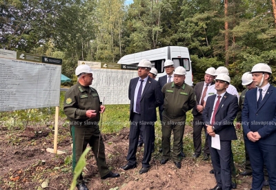 Цех в Лесном: знакомство делегации с Копыльским лесхозом продолжается