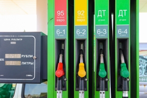 В Беларуси топливо подорожает два раза за неделю. Узнали насколько