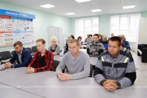 Ценность мира и единства: в ООО «Вестагросервис» прошел Единый день информирования