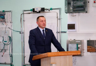 Парламентский контроль и живой диалог: Андрей Лис посетил ООО «Вестагросервис»
