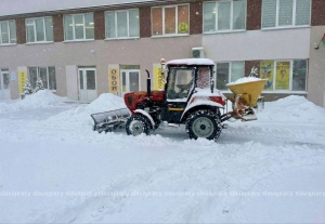 На Копыльщине коммунальные службы борются со снежной стихией