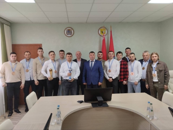 ФК «Бобовня» завоевала бронзу чемпионата Минской области по мини-футболу