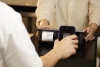 Без карточек и NFC: в Беларуси запустили национальный сервис QR-платежей «КРОК»