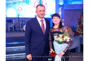 Надежный тыл: копылянка Екатерина Кажуро удостоена медали «Жене офицера»