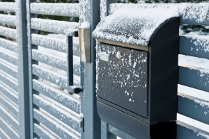 Письма и пенсии в метель: циклон внес корректировки в работу почтальонов Копыльщины