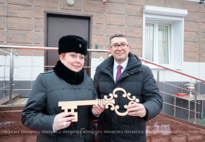 На Копыльщине министр юстиции вручил символический ключ от нового здания отдела принудительного исполнения