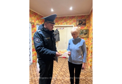 Печи под контролем: спасатели Копыльщины продолжают рейды по домовладениям