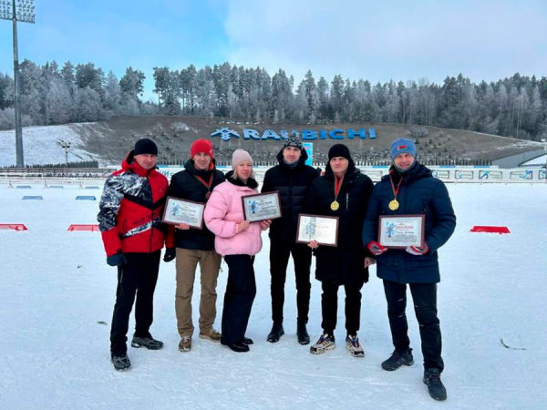 Копыльские спасатели завоевали "серебро" на чемпионате Минского областного управления по лыжным гонкам