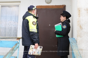 История одного рейда: кто ходит в гости к должникам?